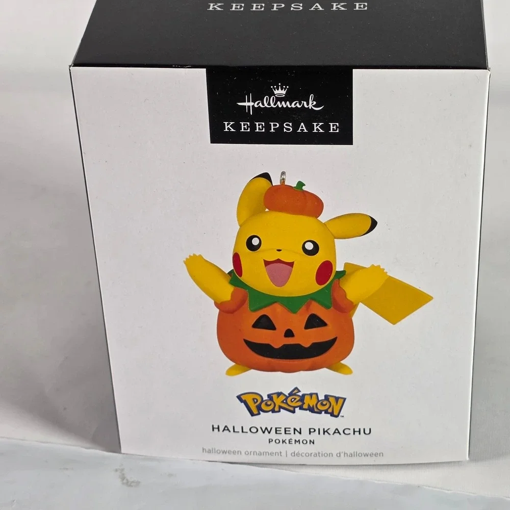 Hallmark Keepsake Halloween Pikachu Pokemon Ornament Pumpkin Costume New